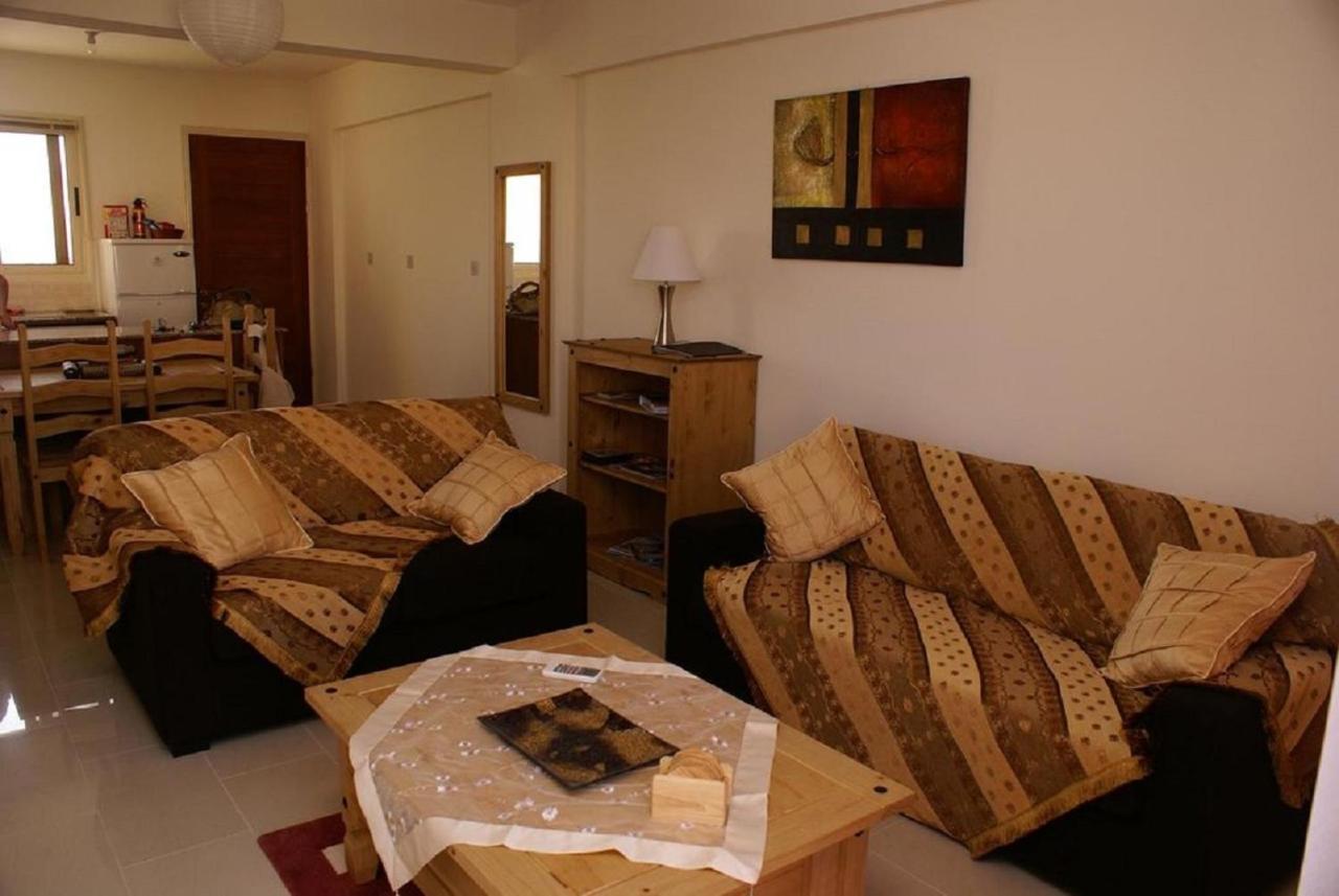 Pleasantly Furnished Apartment B201 With Large Terrace, Wi-Fi & Android Tv Peyia Dış mekan fotoğraf