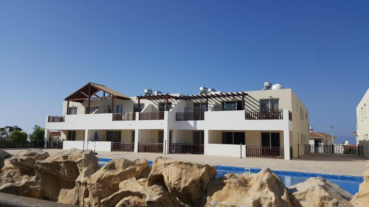 Pleasantly Furnished Apartment B201 With Large Terrace, Wi-Fi & Android Tv Peyia Dış mekan fotoğraf